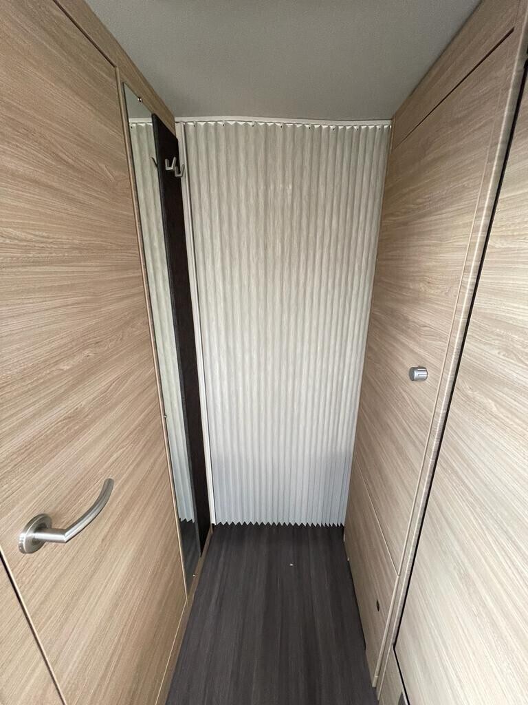 KNAUS SUDWIND 550 UE LETTI GEMELLI