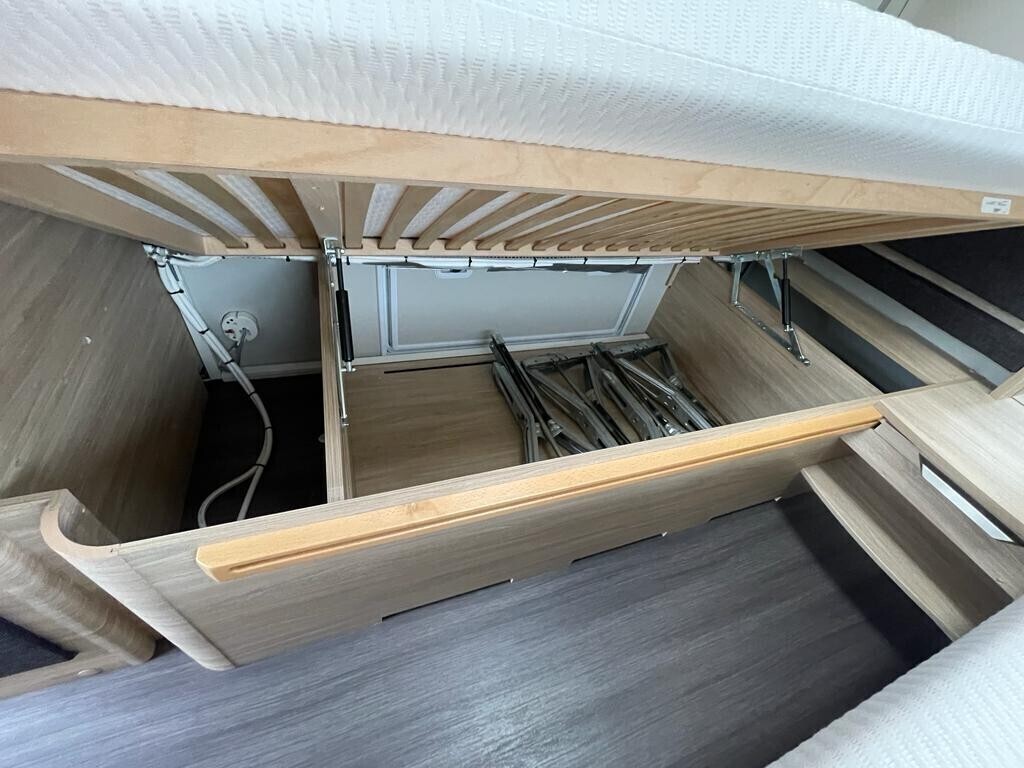 KNAUS SUDWIND 550 UE LETTI GEMELLI