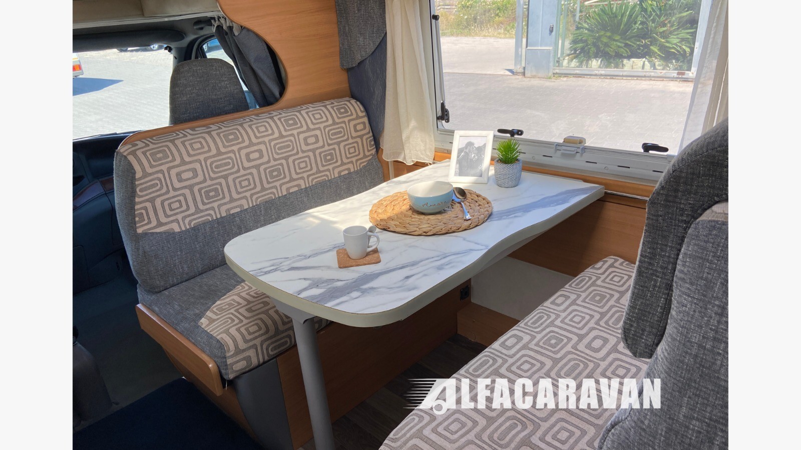 Mobilvetta Huari 1102