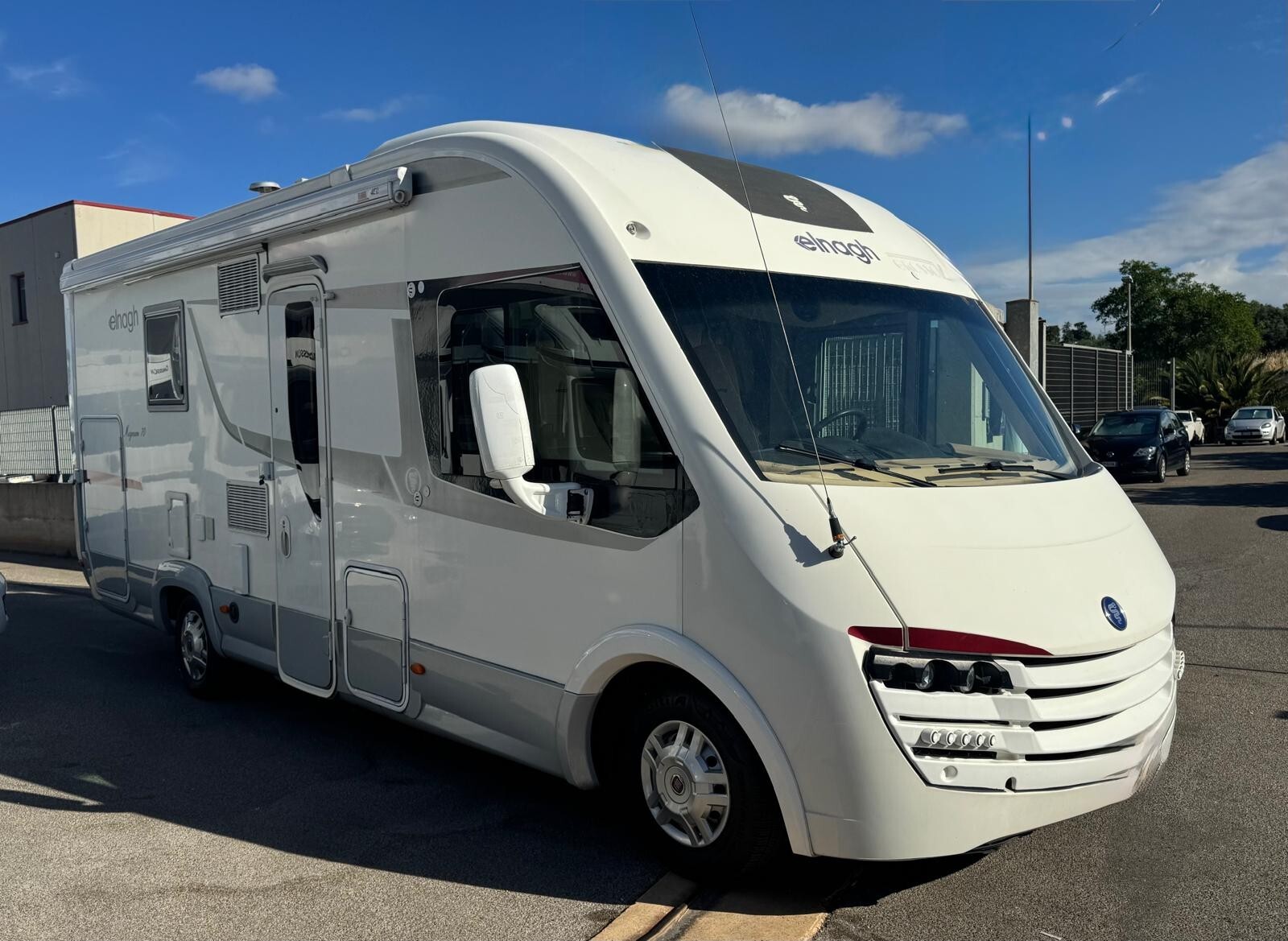 ELNAGH MAGNUM 70 LETTO MATRIMONIALE