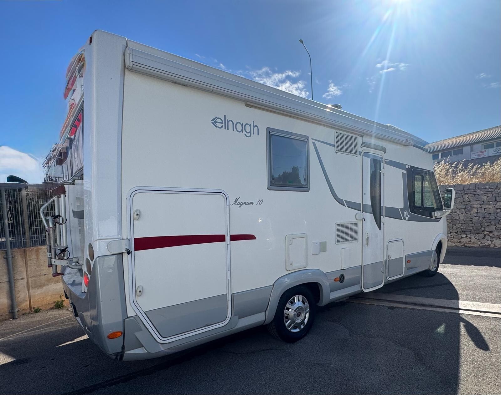 ELNAGH MAGNUM 70 LETTO MATRIMONIALE