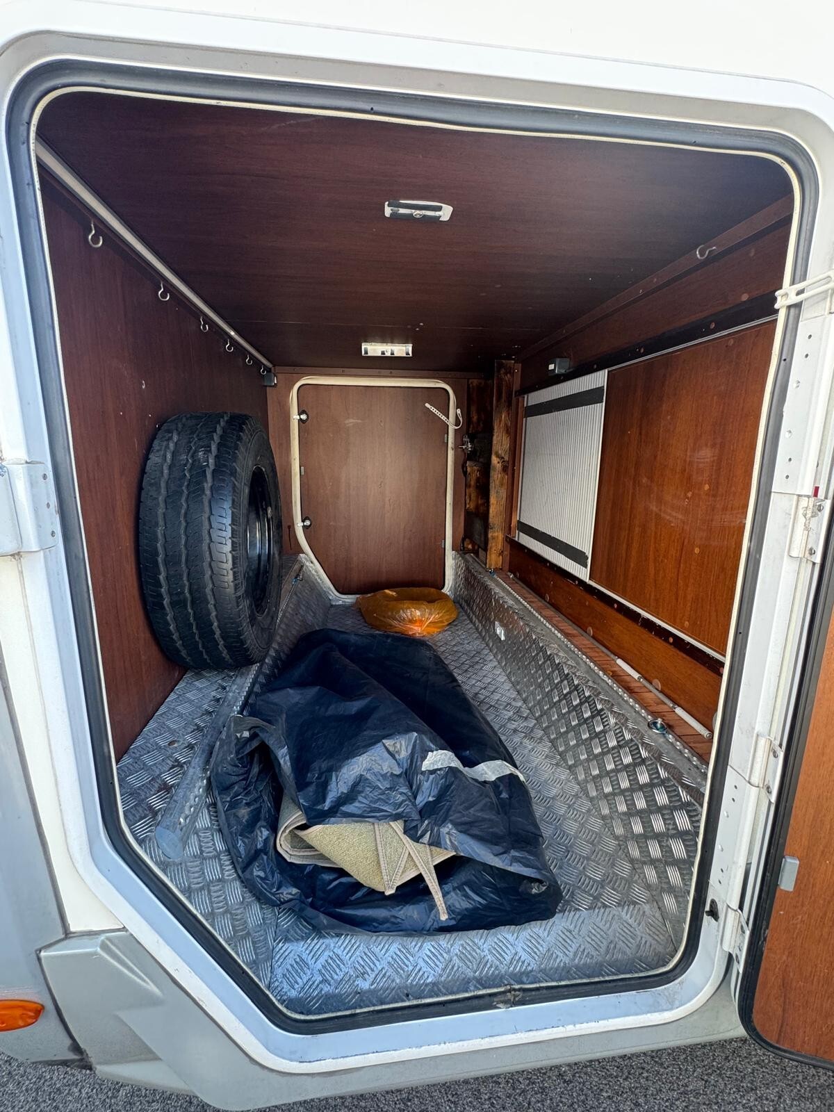 ELNAGH MAGNUM 70 LETTO MATRIMONIALE