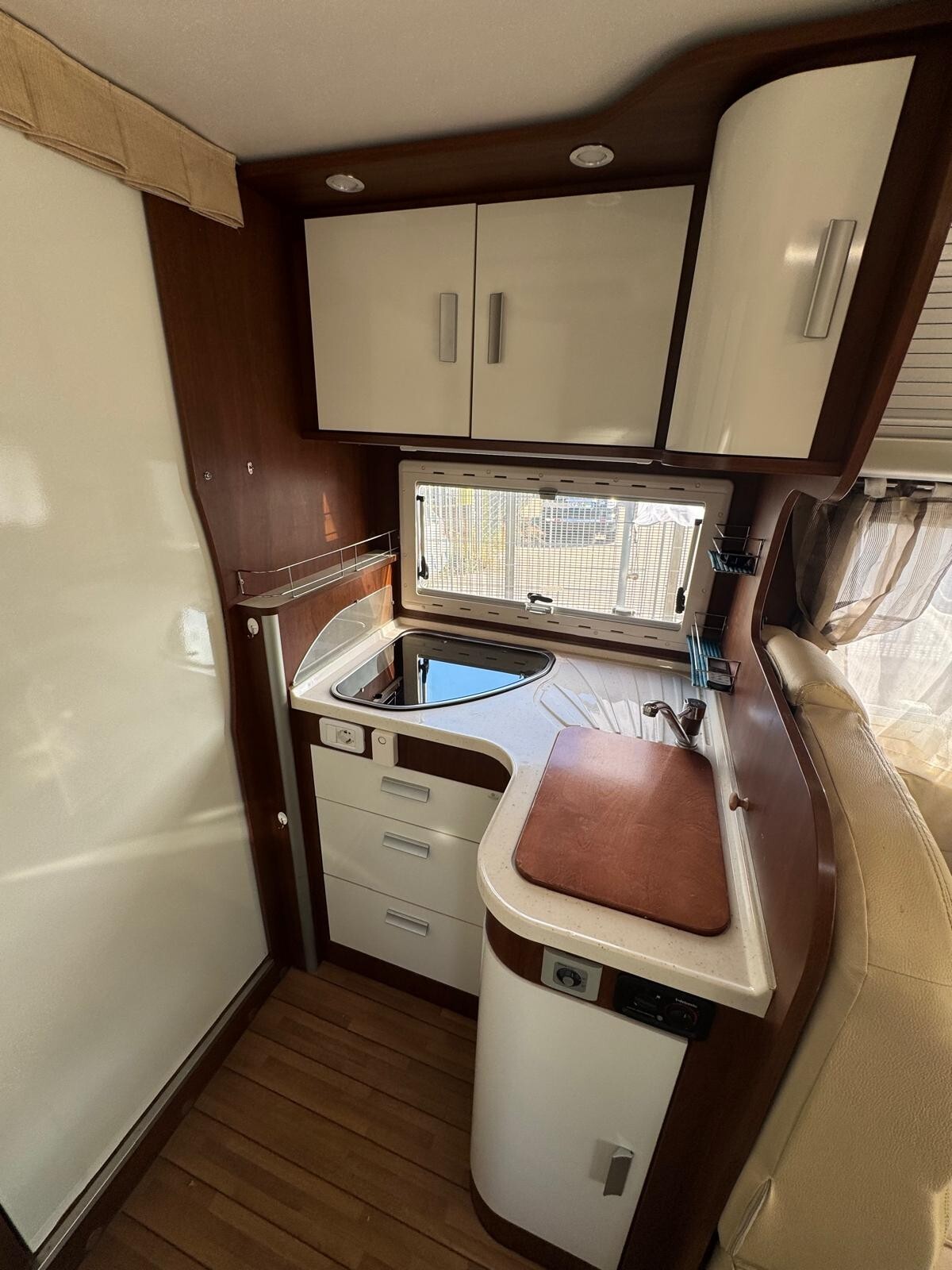 ELNAGH MAGNUM 70 LETTO MATRIMONIALE