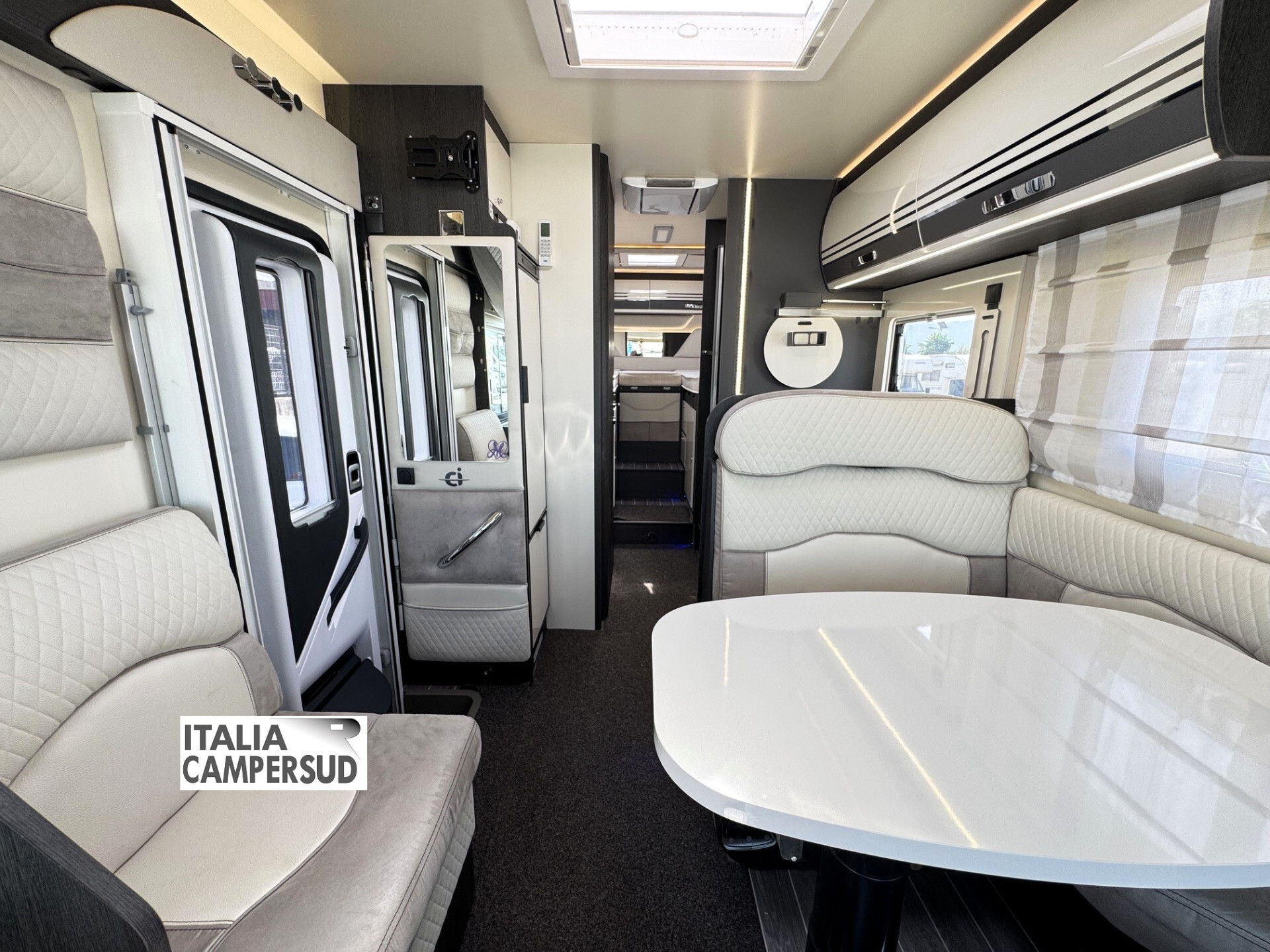 Camper Ci Magis 84 Integral Motorhome Fiat Ducato 
