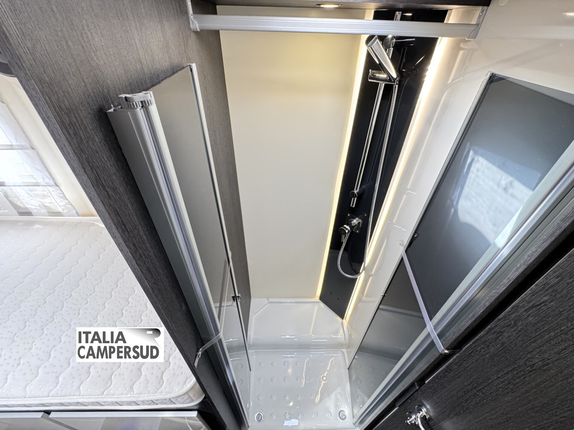 Camper Ci Magis 84 Integral Motorhome Fiat Ducato 