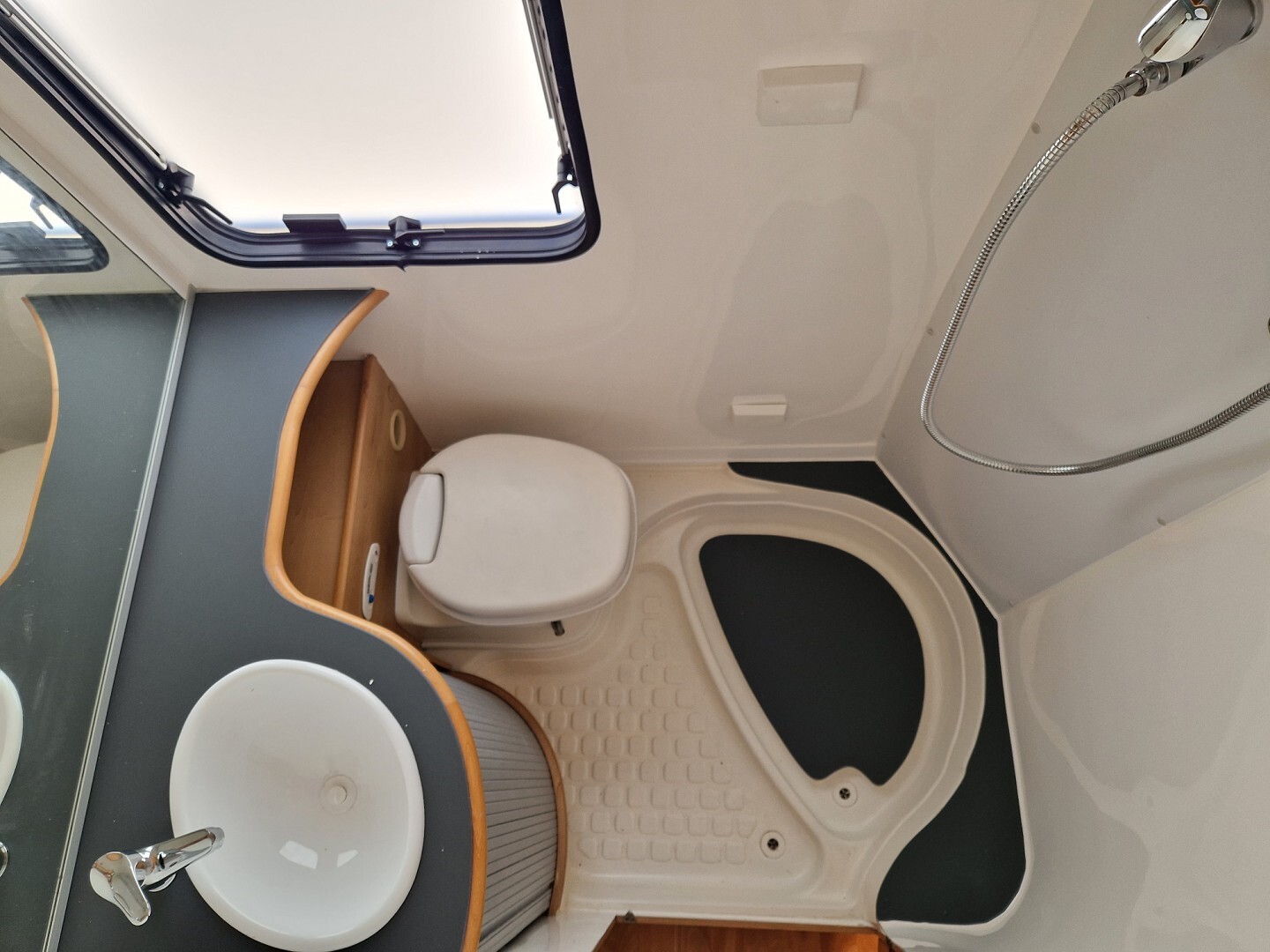 Mclouis TANDY PLUS 610 con A/C cabina guida