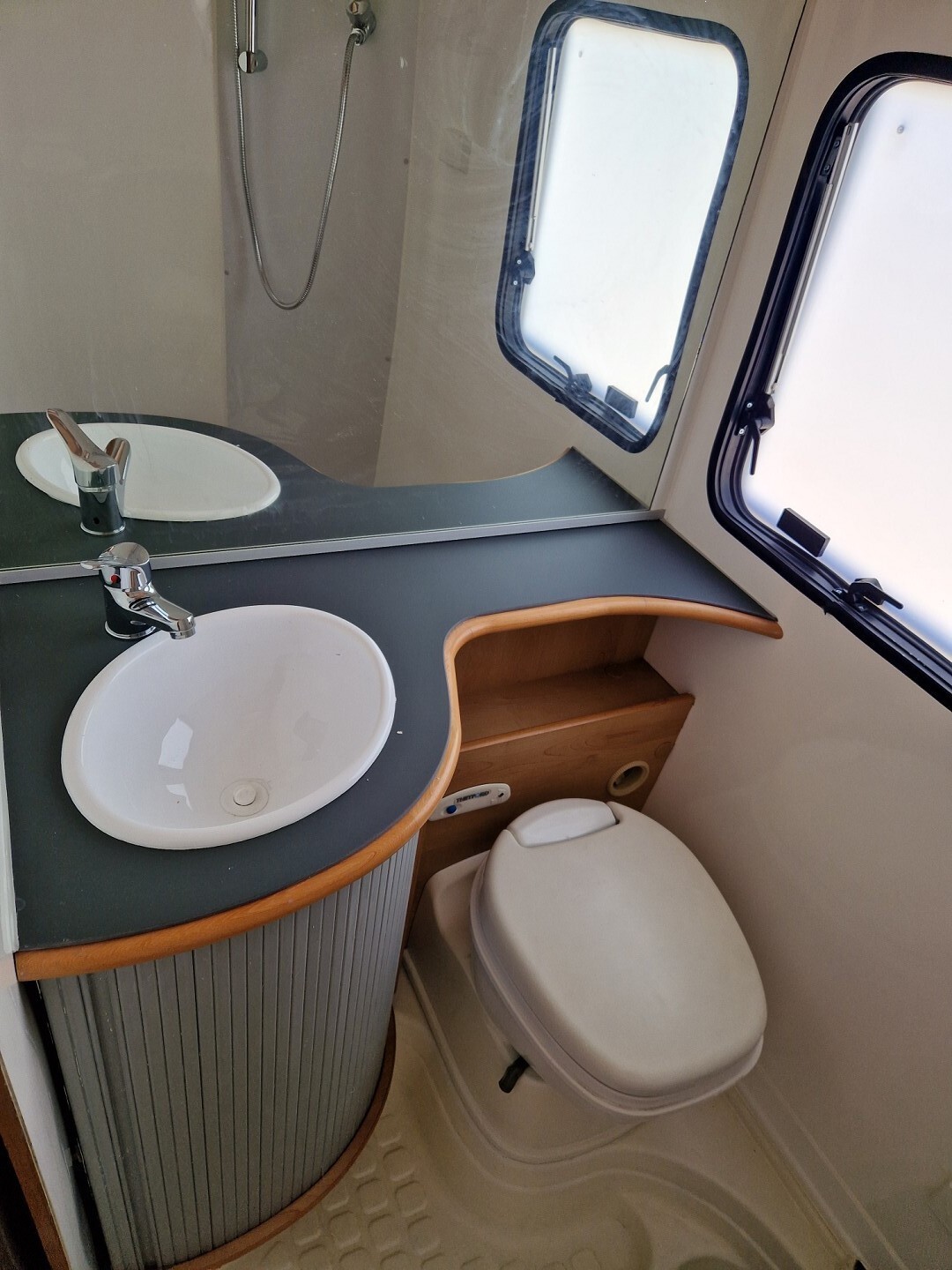 Mclouis TANDY PLUS 610 con A/C cabina guida