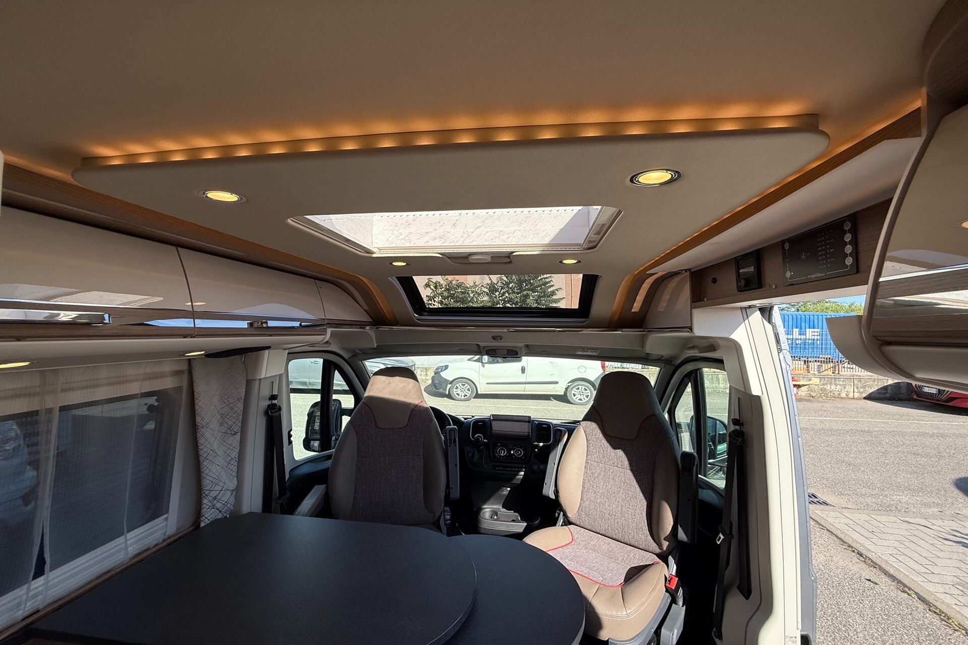 Malibu Van Confort GT 640 LE charming