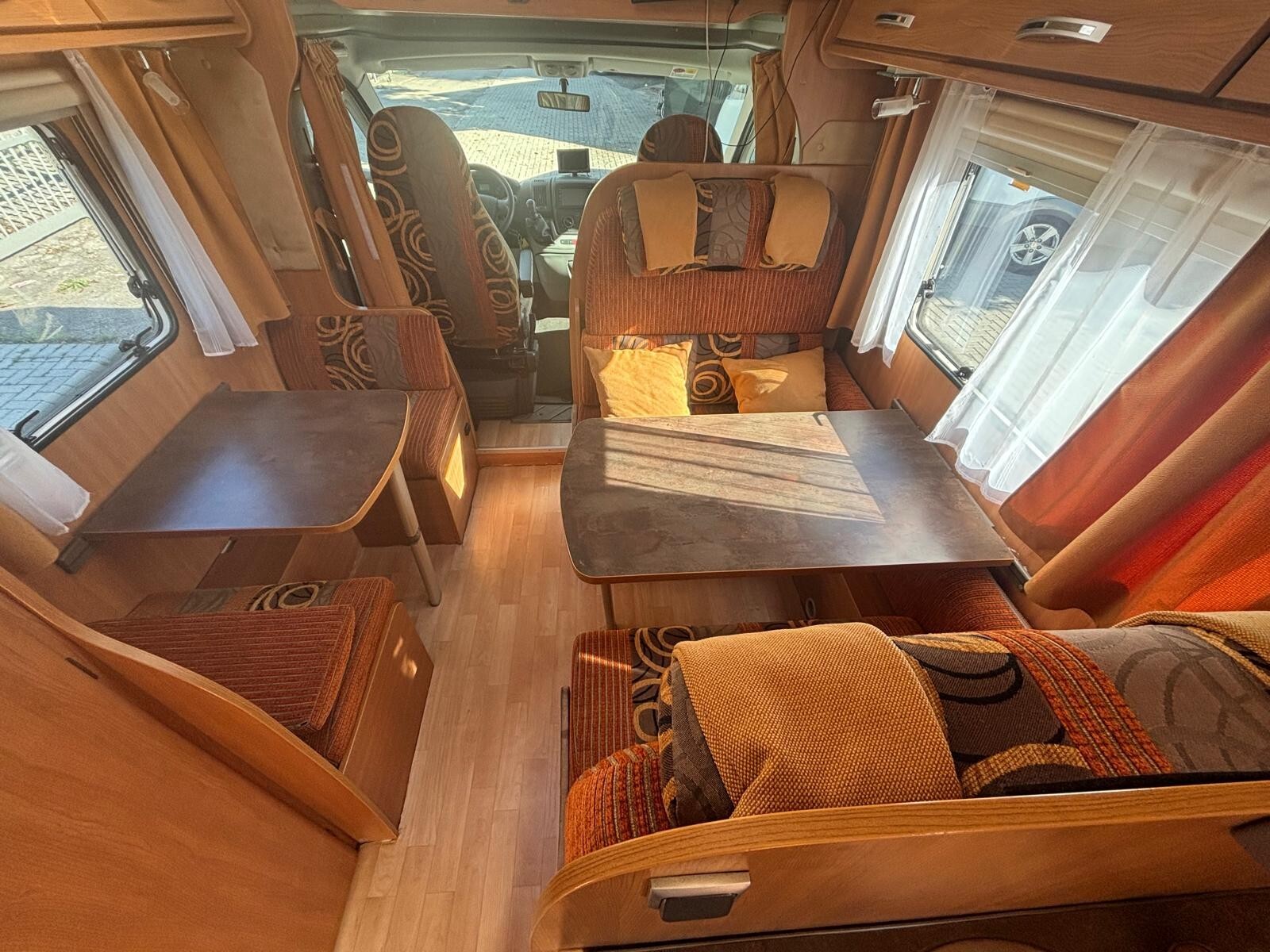 Challenger 55 camper