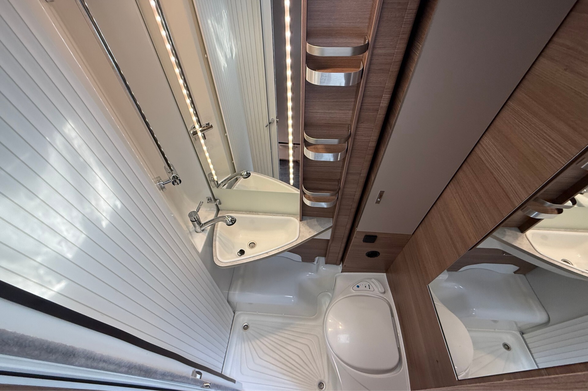 Knaus L!ve I 650 MEG