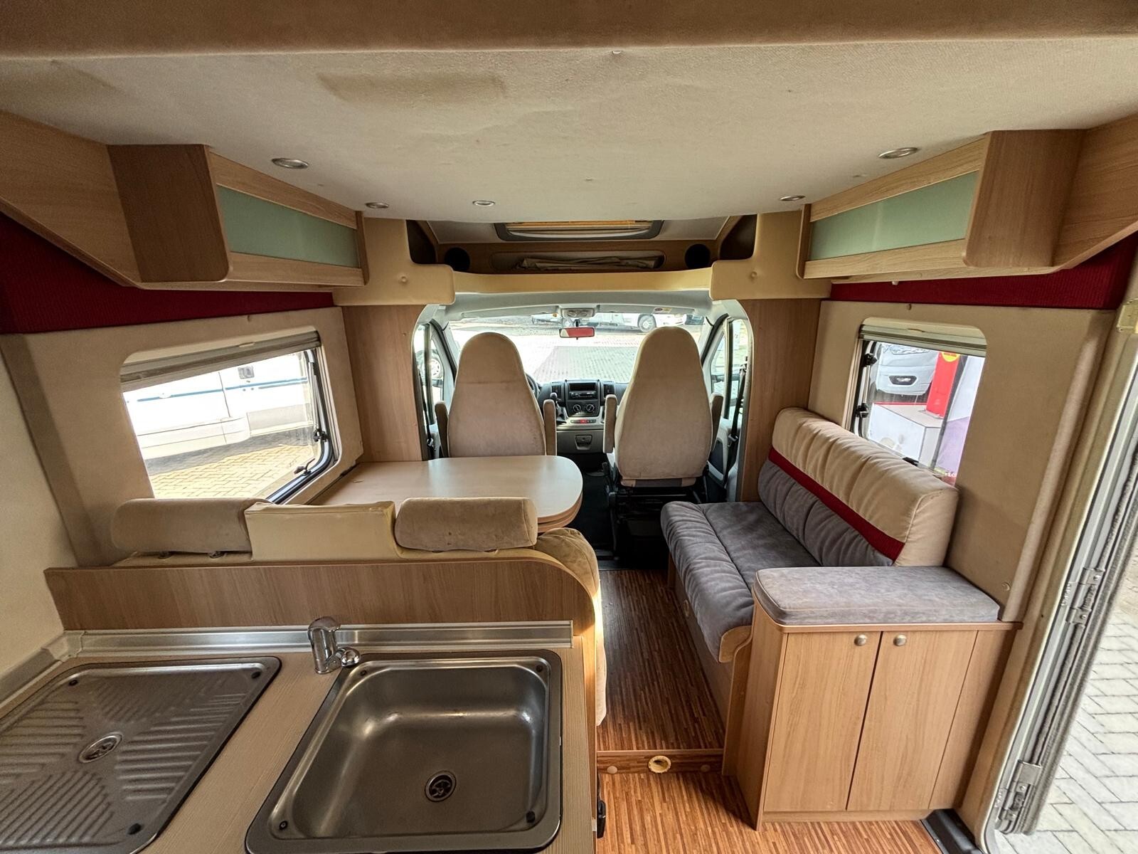 Bürstner Ixeo 666 camper