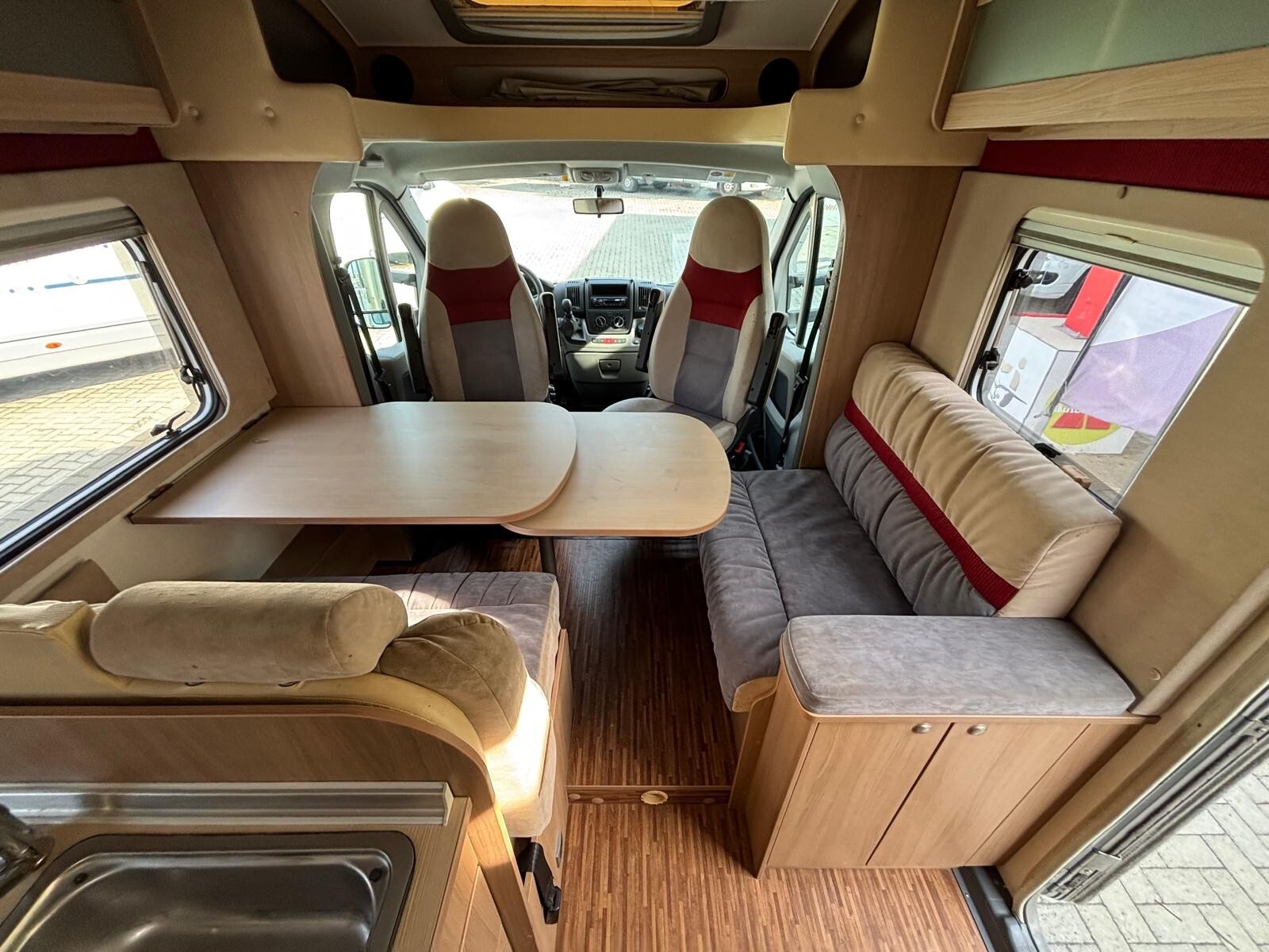 Bürstner Ixeo 666 camper