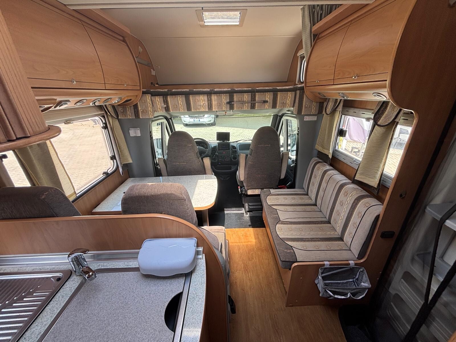 Bürstner A 576 camper
