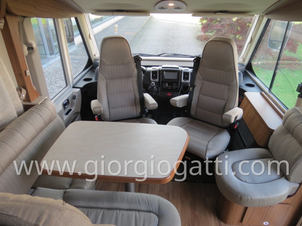 HYMER B-KLASSE 594 PREMIUM LINE CON GARAGE