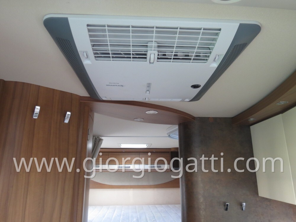 HYMER B-KLASSE 594 PREMIUM LINE CON GARAGE