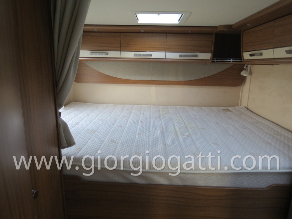HYMER B-KLASSE 594 PREMIUM LINE CON GARAGE