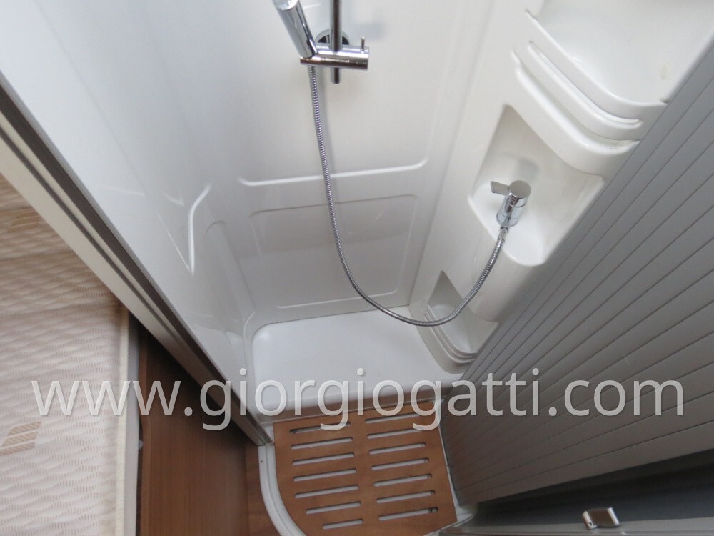 HYMER B-KLASSE 594 PREMIUM LINE CON GARAGE