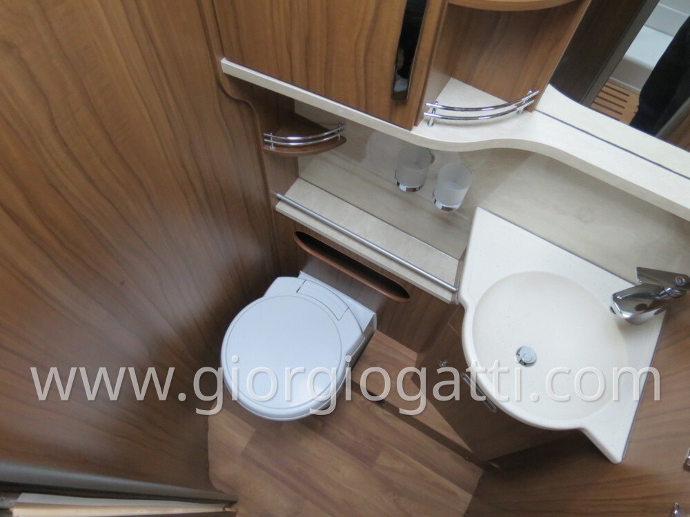 HYMER B-KLASSE 594 PREMIUM LINE CON GARAGE