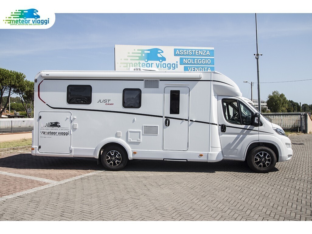 Camper Semintegrale Dethleffs Just Camp 7052 EB Le