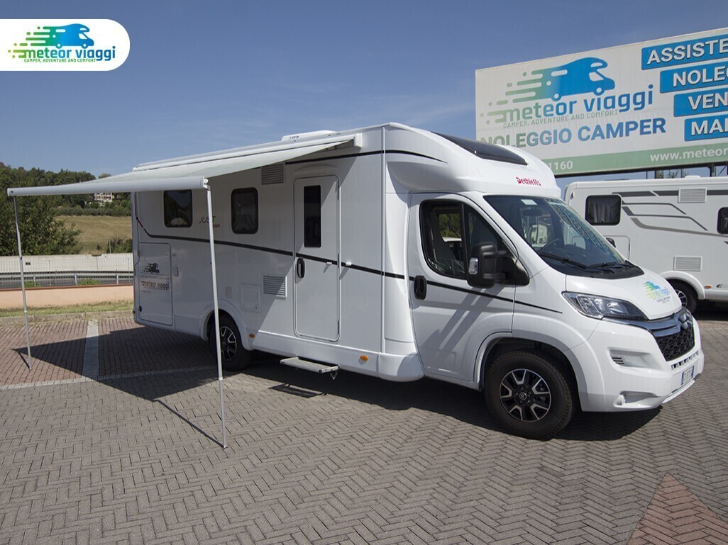 Camper Semintegrale Dethleffs Just Camp 7052 EB Le