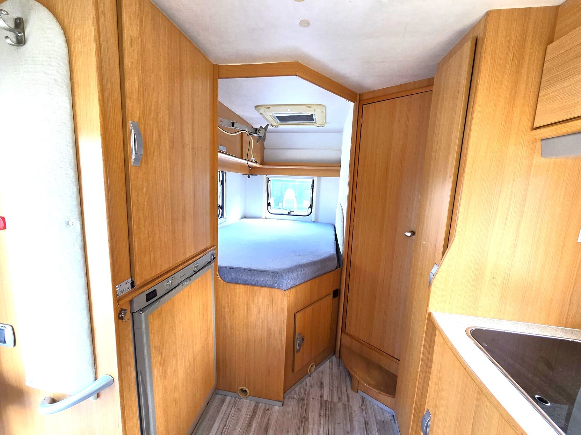 Rimor NG 16 P CAMPER SEMINTEGRALE CON PORTAMOTO
