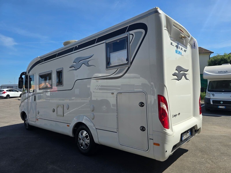 Laika ECOVIP 609 MOTORHOME LETTI GEMELLI E GARAGE 
