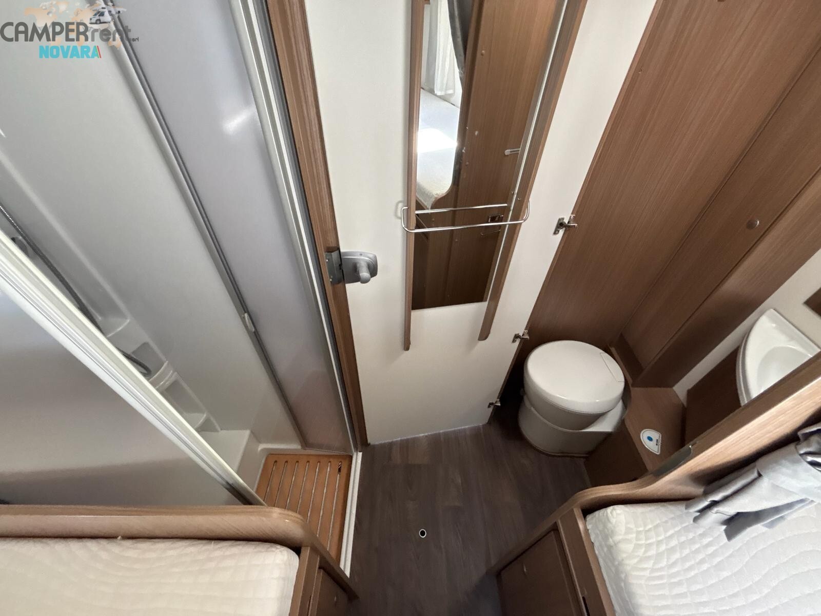 CARADO T447 EDITION 5 BY HYMER - SEMINTEGRALE CON 