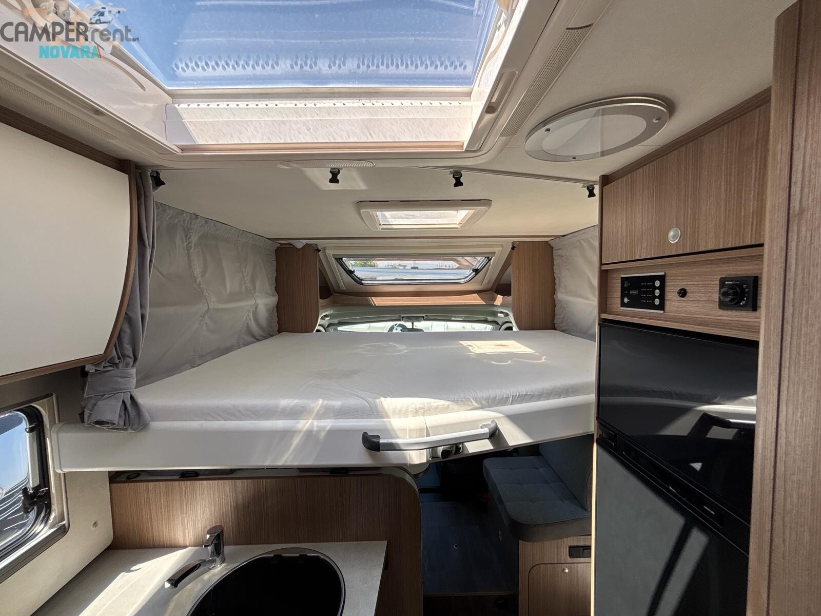 CARADO T447 EDITION 5 BY HYMER - SEMINTEGRALE CON 
