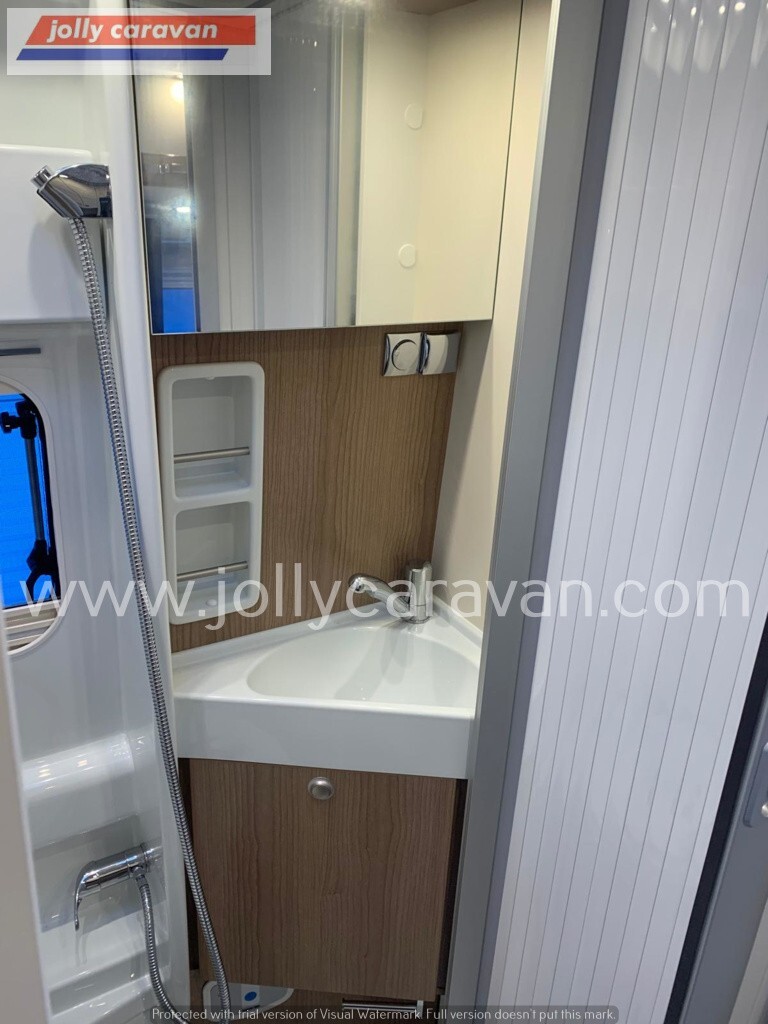 Malibu Van 600 DB K Diversity Skyview