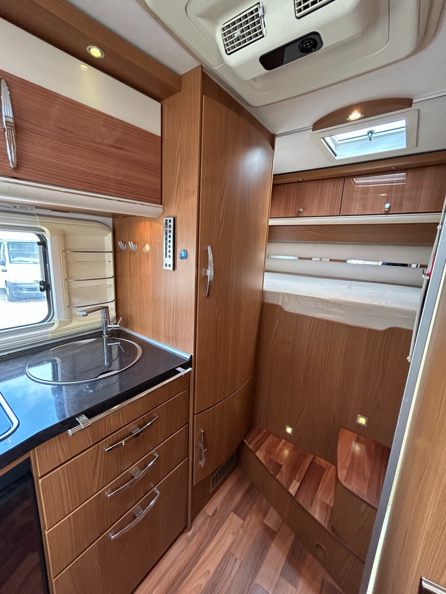 HYMER B504 SL MOTORHOME