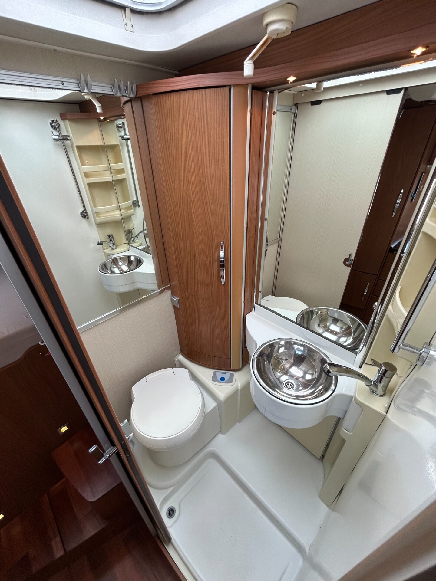 HYMER B504 SL MOTORHOME