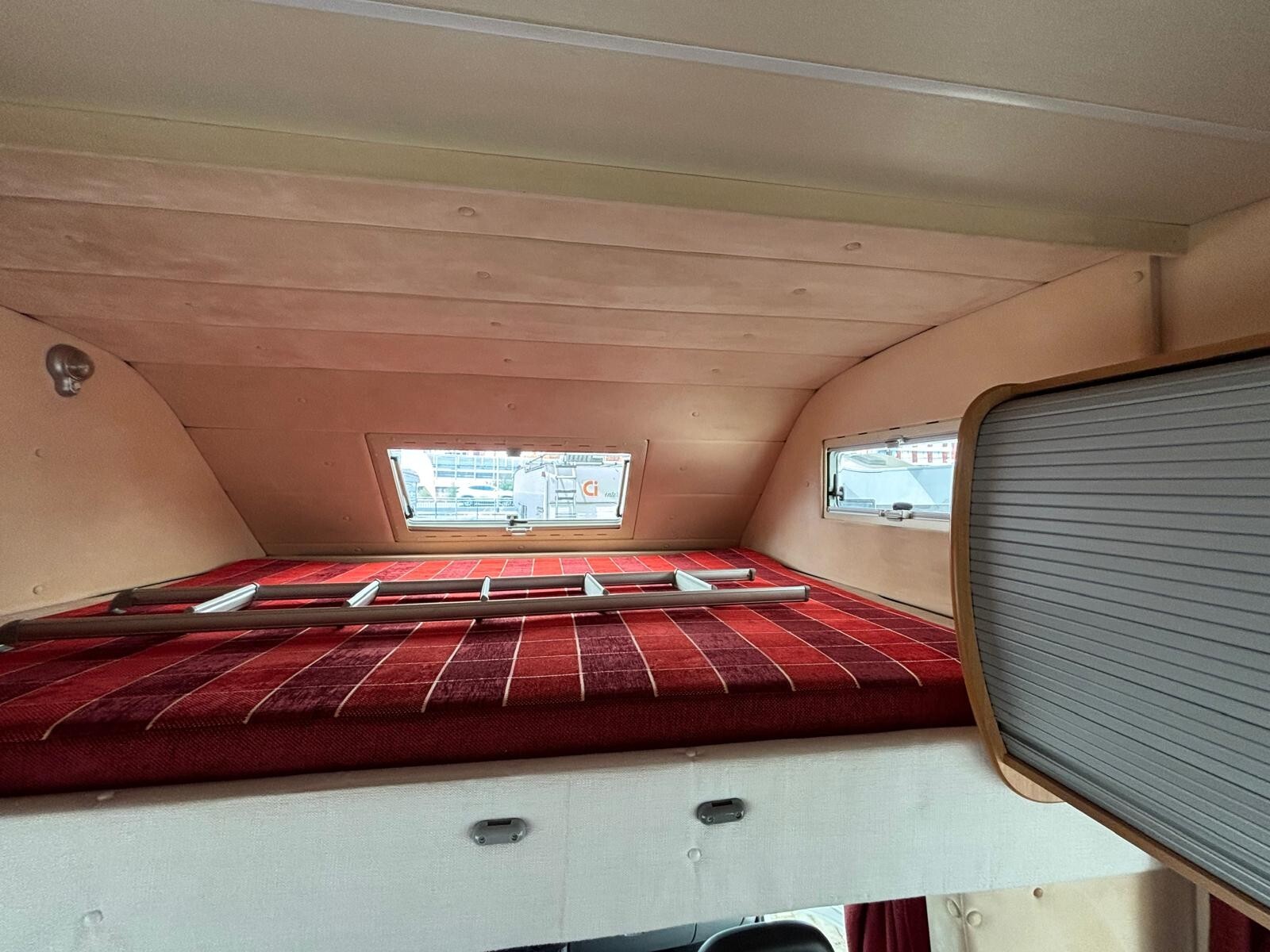 Arca America 407 camper