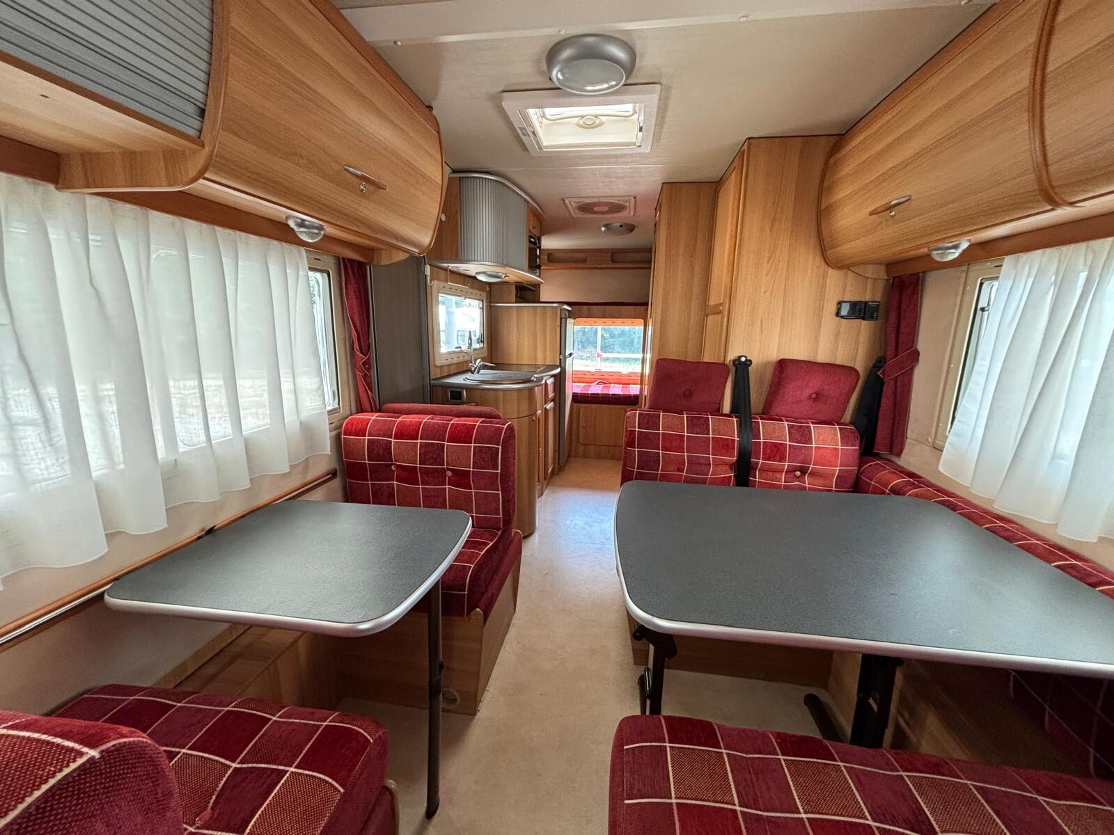 Arca America 407 camper