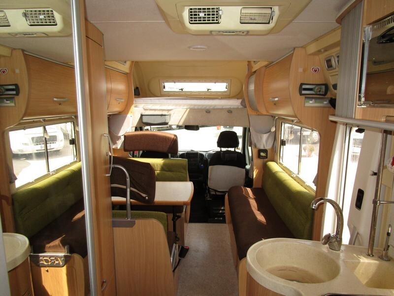 Arca M715GLT accessoriato con aria condiz e Viesa