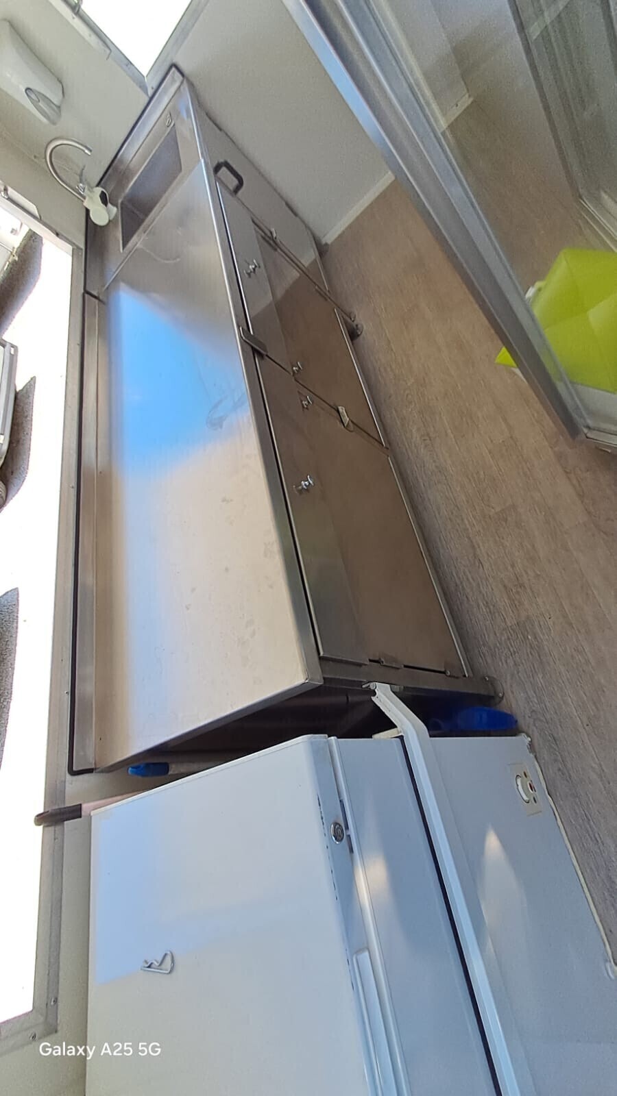 RIMORCHIO CUCINA MOBILE OMOLOGATO