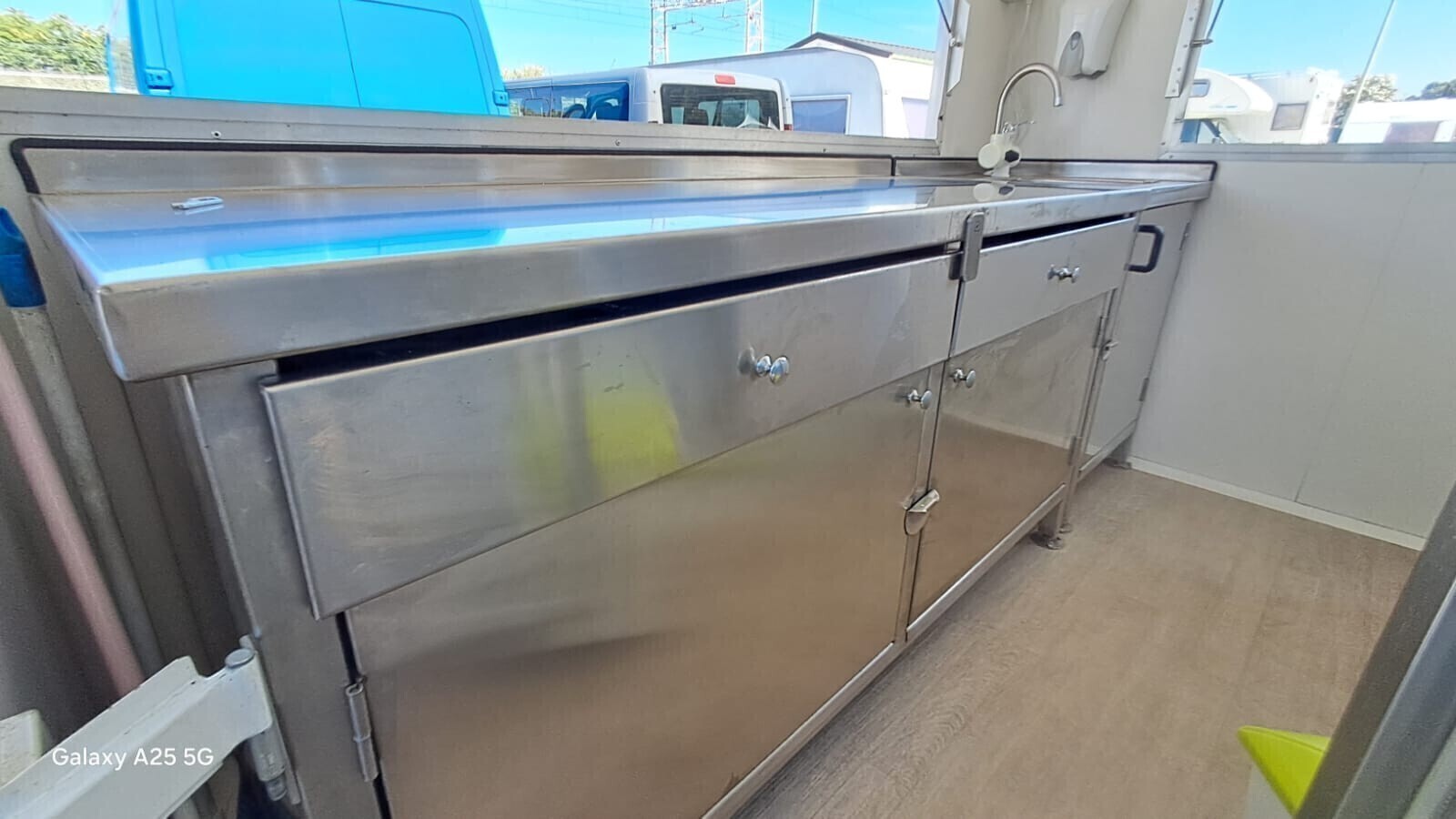 RIMORCHIO CUCINA MOBILE OMOLOGATO