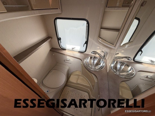 CARAVELAIR VENICIA CARAVAN 6 POSTI MOVER CLIMA FRI