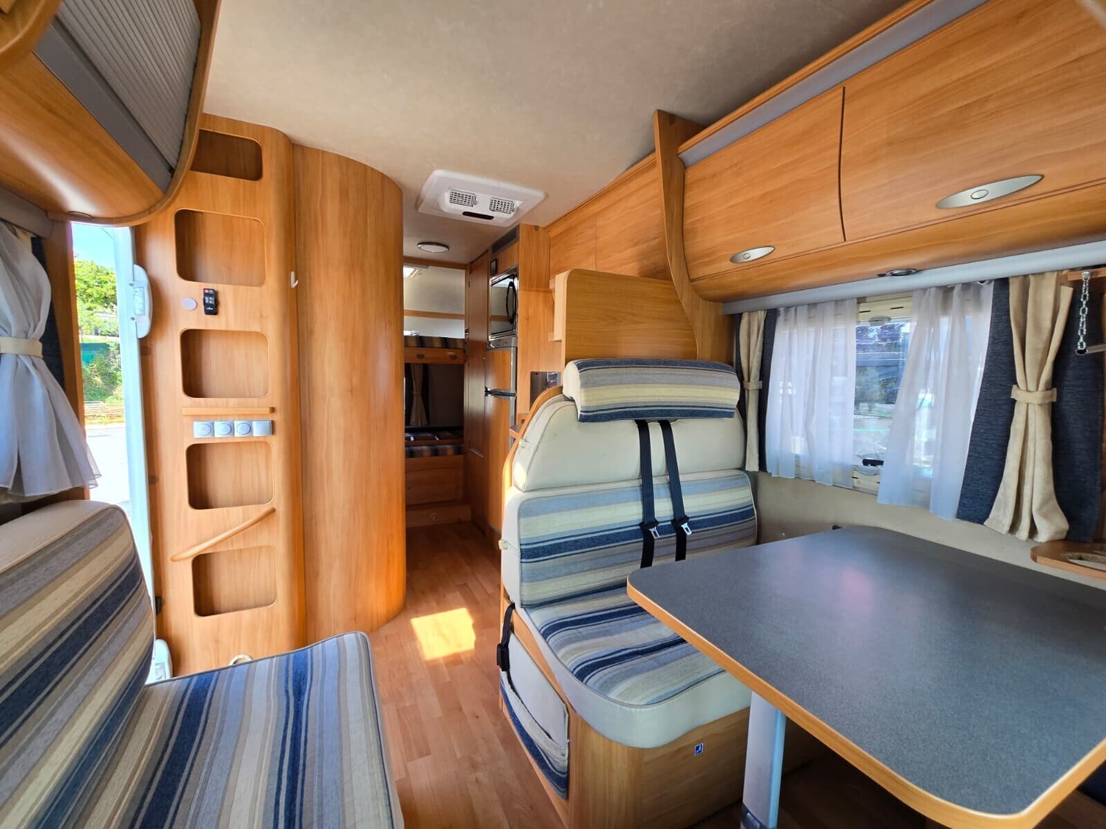 Adria CORAL A 680 SK CAMPER MANSARDATO GARAGE