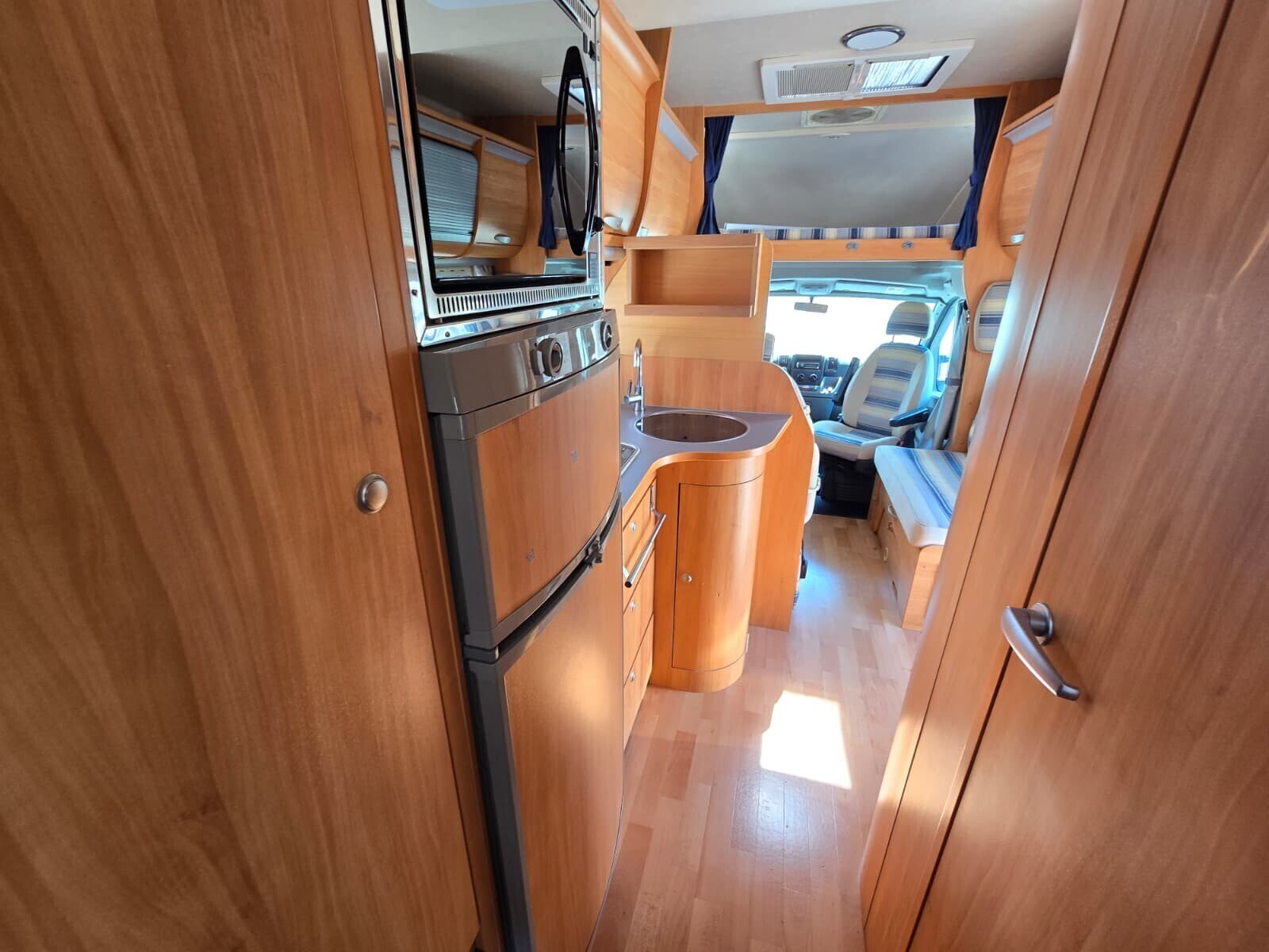 Adria CORAL A 680 SK CAMPER MANSARDATO GARAGE