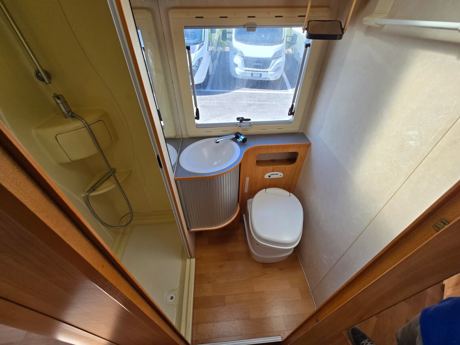 Adria CORAL A 680 SK CAMPER MANSARDATO GARAGE