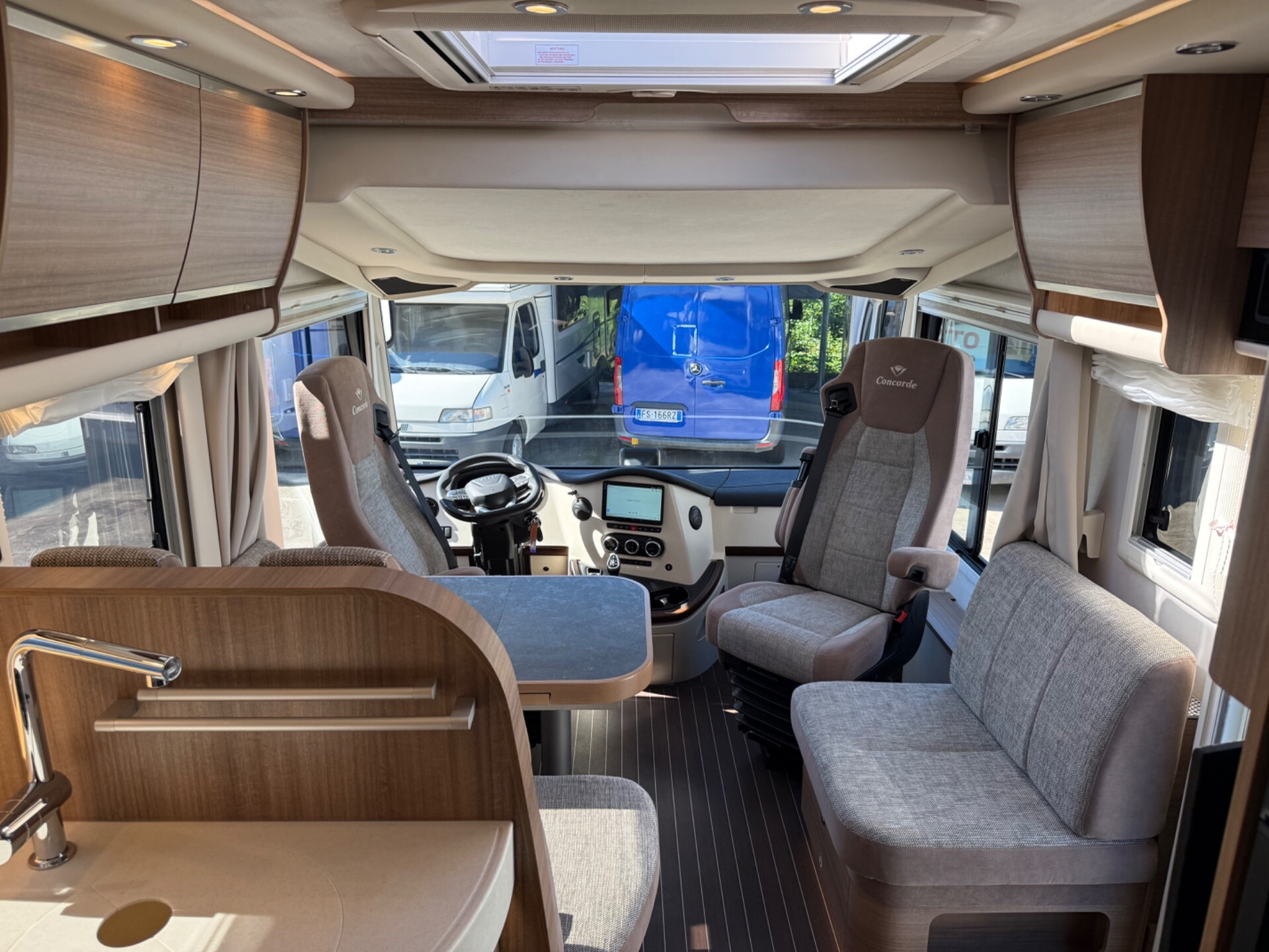 CONCORDE CARVER 790L 7.95 IVECO AUTOMATICO