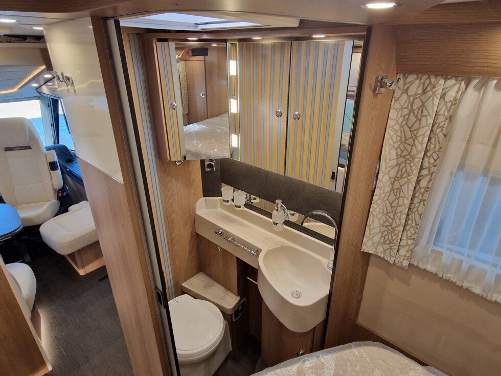 Motorhome Usato Carthago C-Tourer I 144 QB