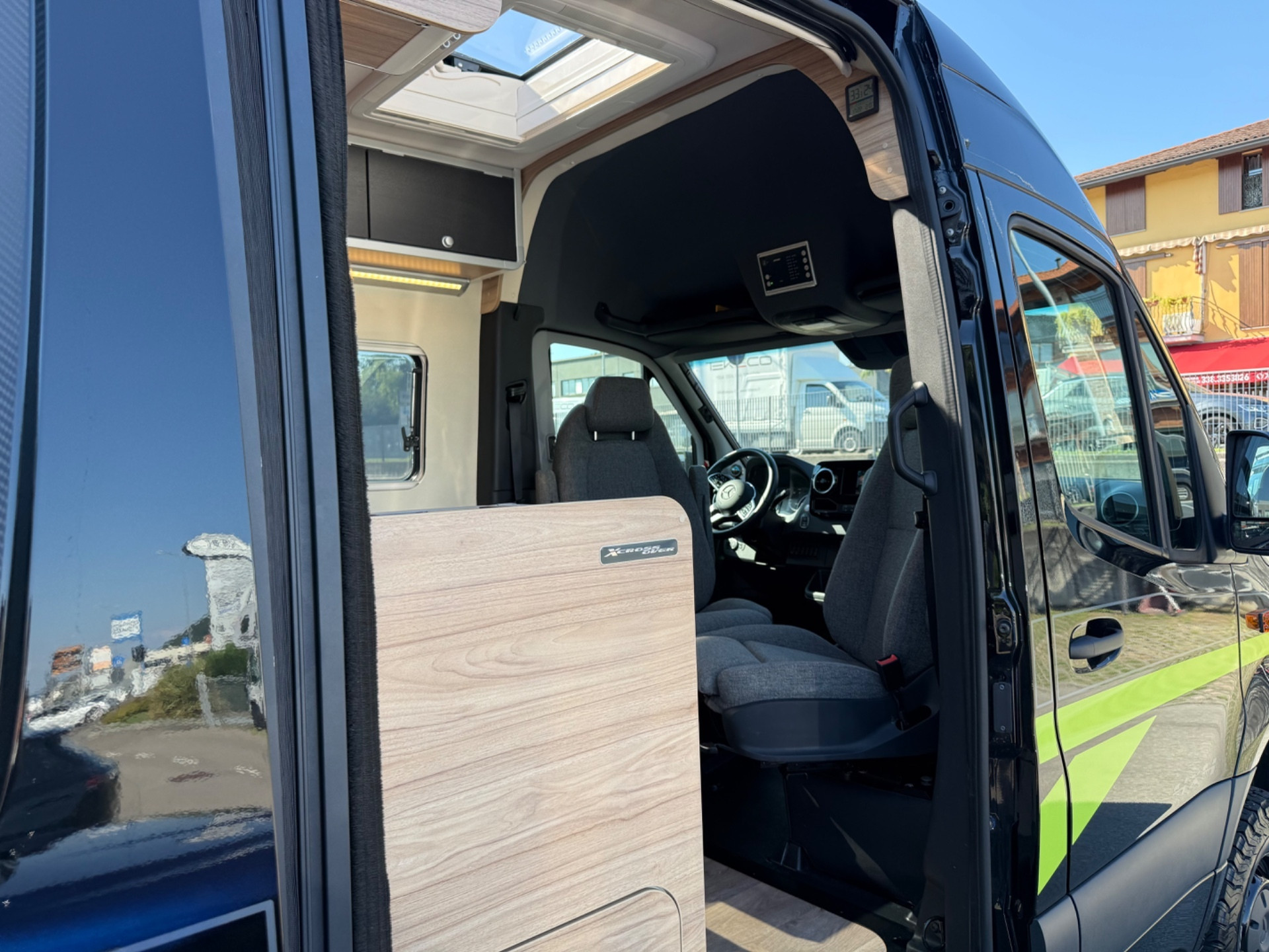 HYMER GRAND CANYON S CROSSOVER 5.93 MERCEDES AUTOM
