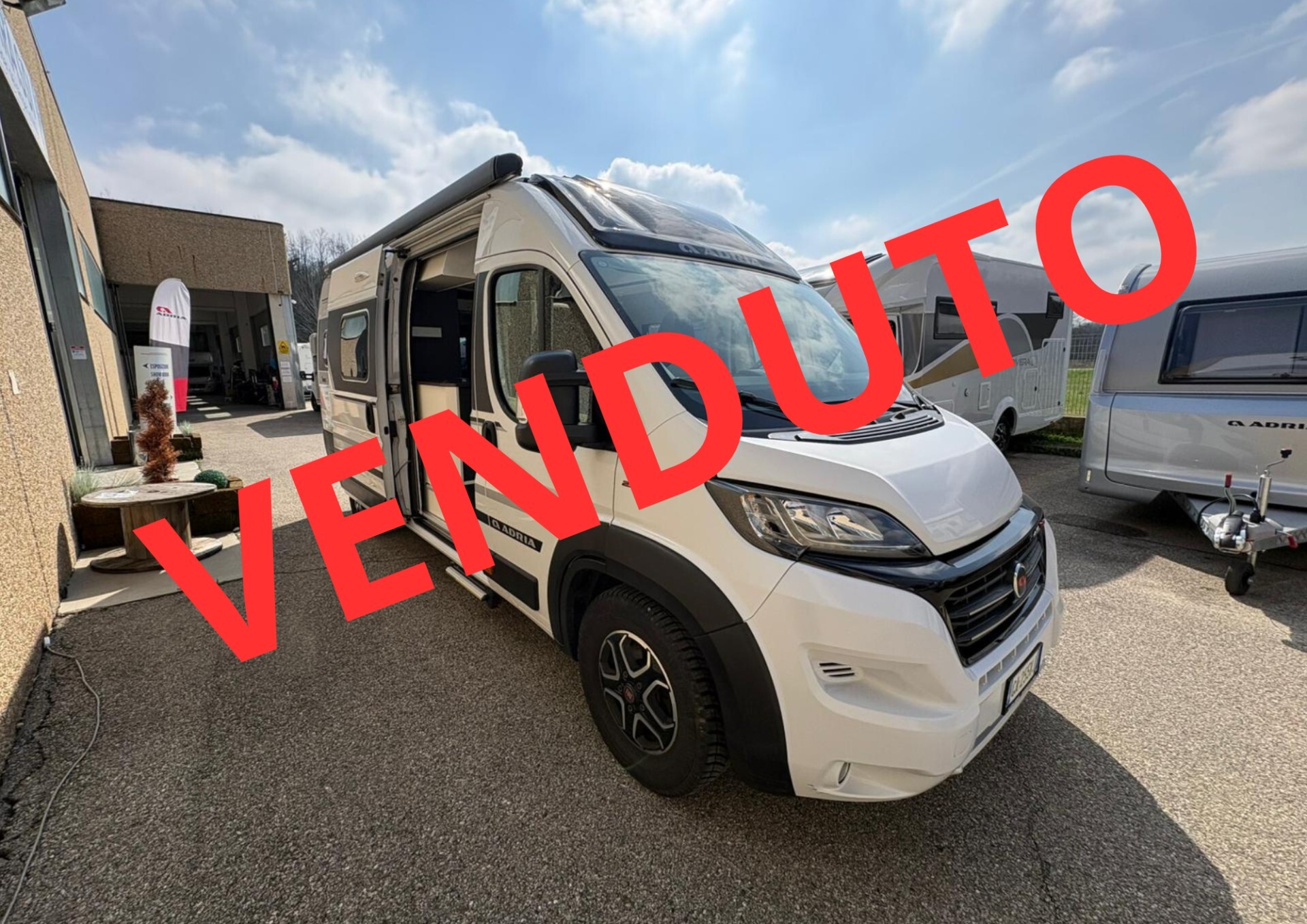 Adria Twin 640 SGX Supreme