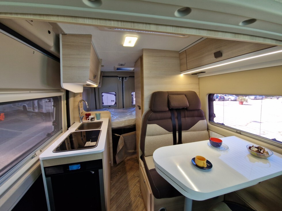 Furgonato KM0 Chausson Van V594S First Line