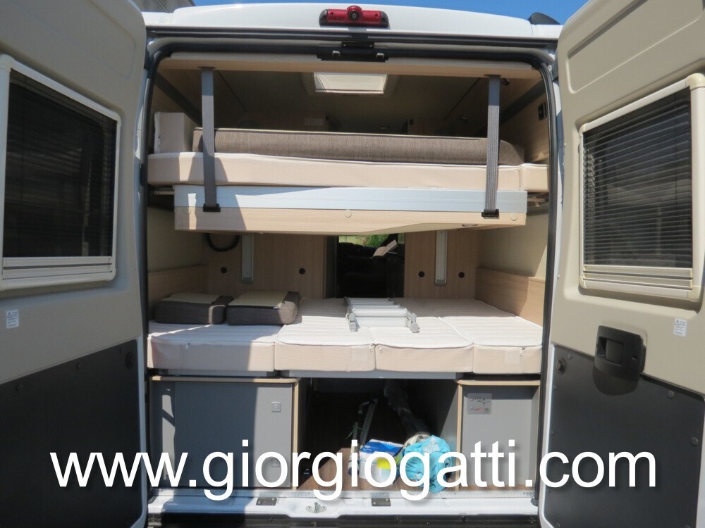 camper puro Bürstner city car c 601 con doppio let