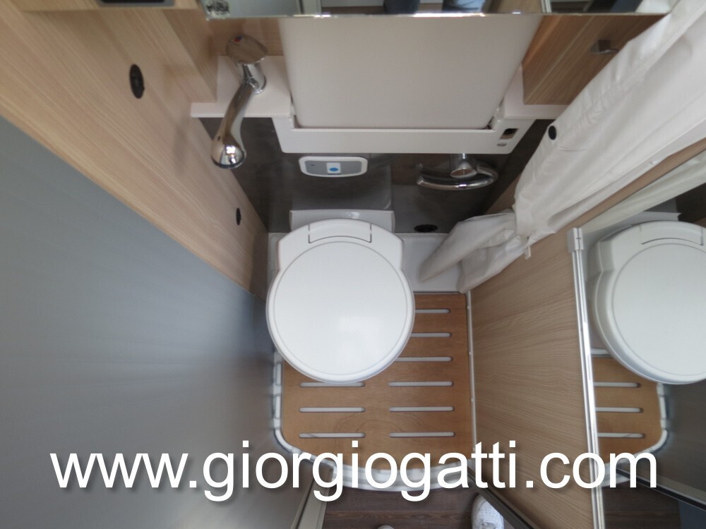 camper puro Bürstner city car c 601 con doppio let