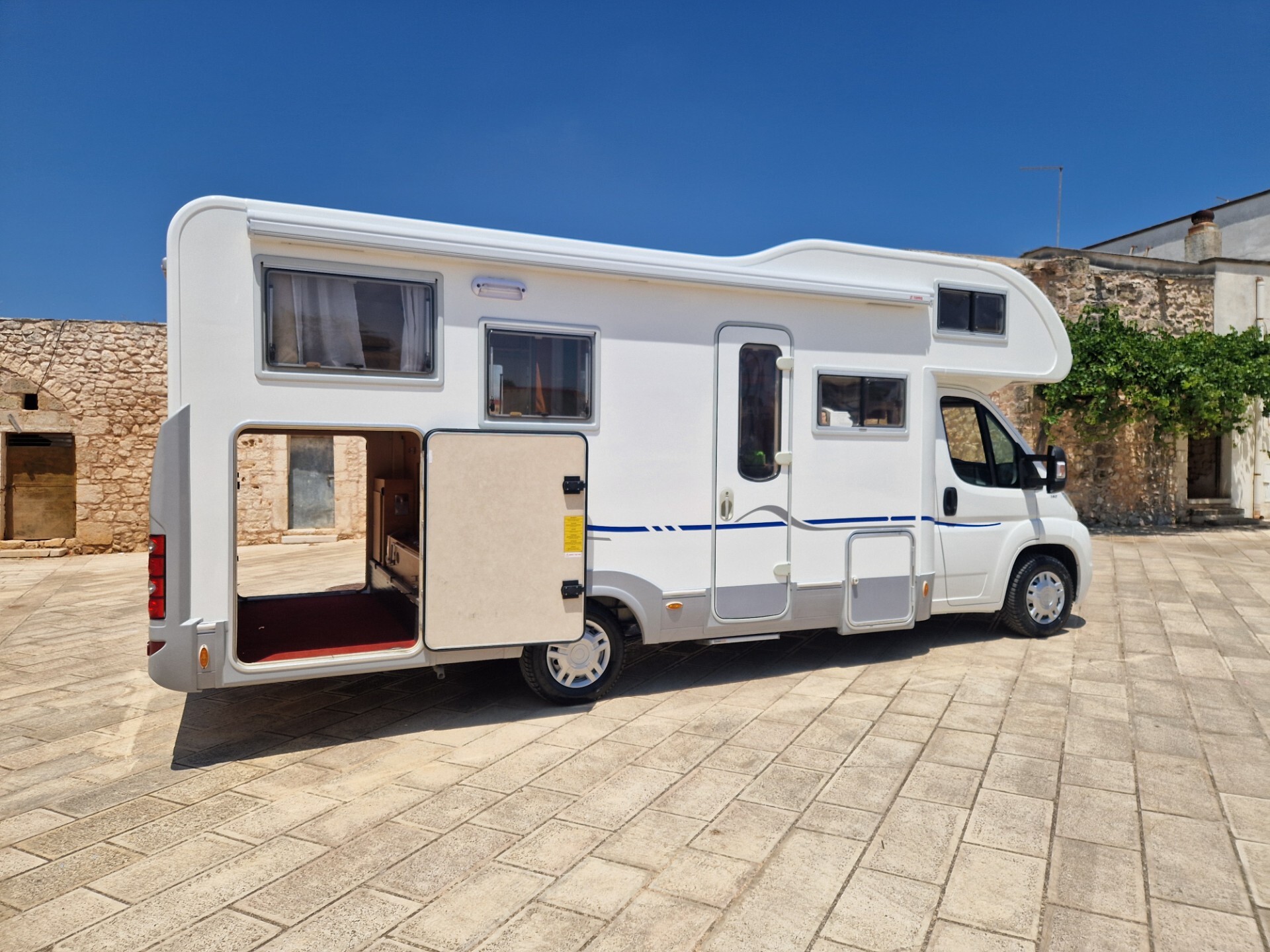 Adria Coral A660 sp