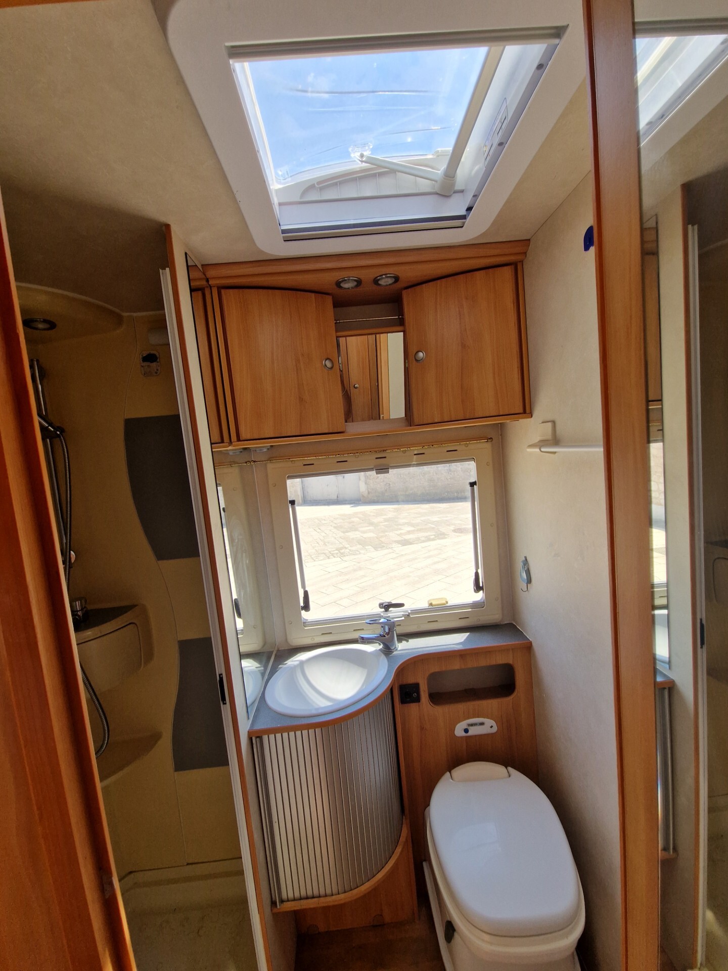 Adria Coral A660 sp