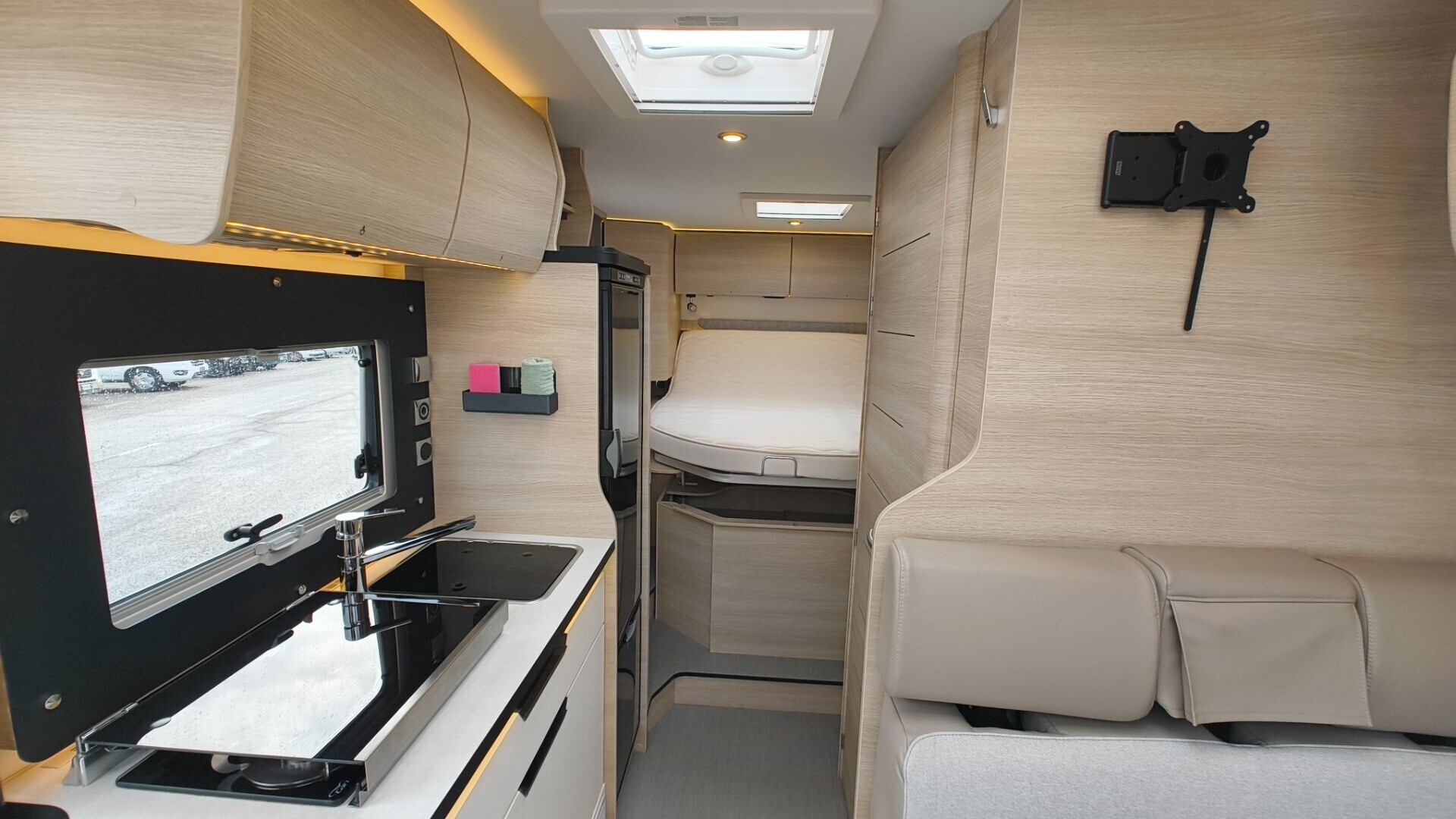 RAPIDO C 50 COMPACT CAMPER SEMINTEGRALE LARGO 217 